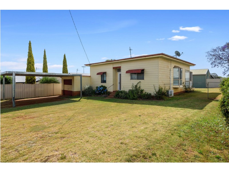 45 Gipps Street, Drayton QLD 4350