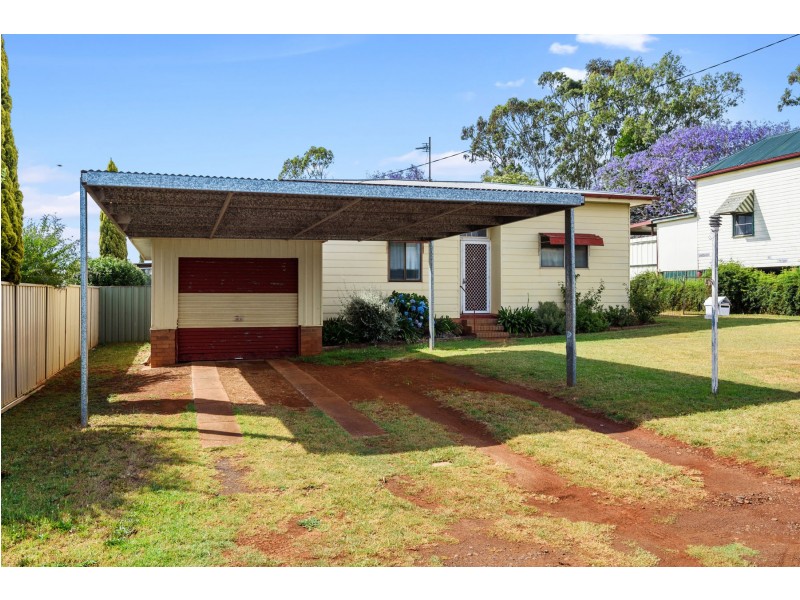 45 Gipps Street, Drayton QLD 4350