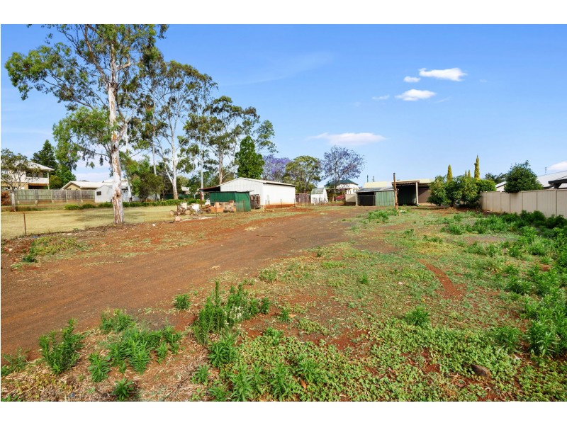 45 Gipps Street, Drayton QLD 4350