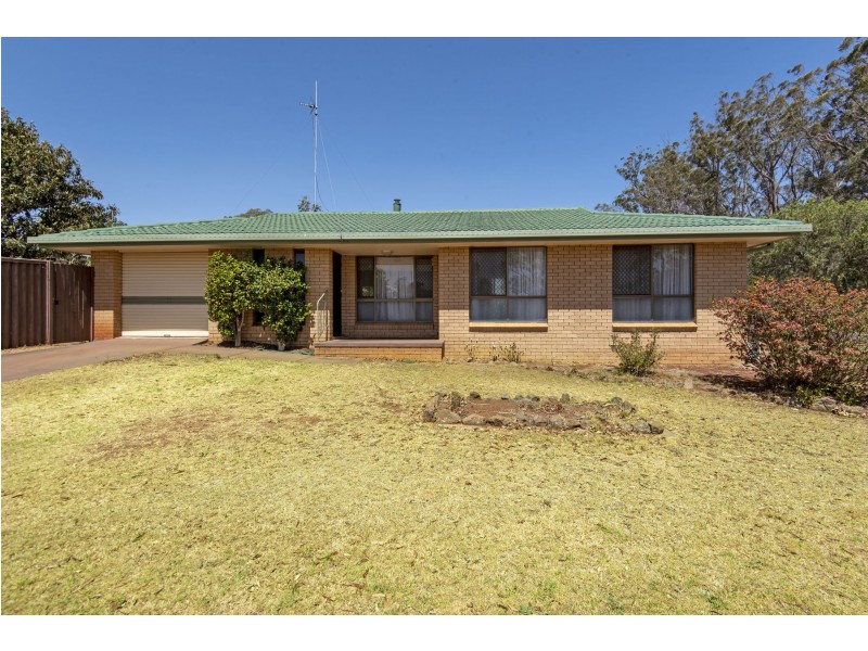 82 Rowbotham Street, Rangeville QLD 4350