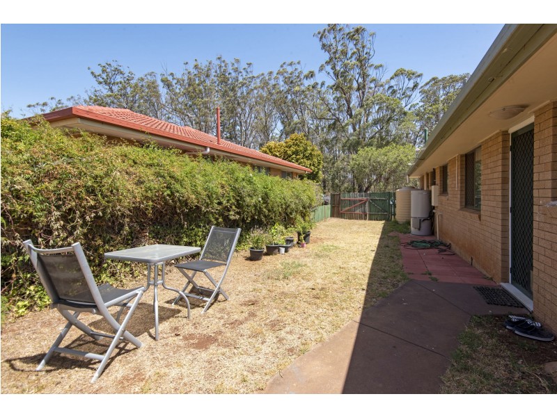 82 Rowbotham Street, Rangeville QLD 4350
