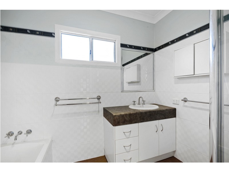 57 Leichhardt Street, Centenary Heights QLD 4350