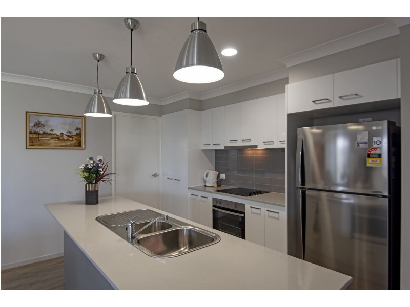 55 Myrtleford Crescent, Cambooya QLD 4358