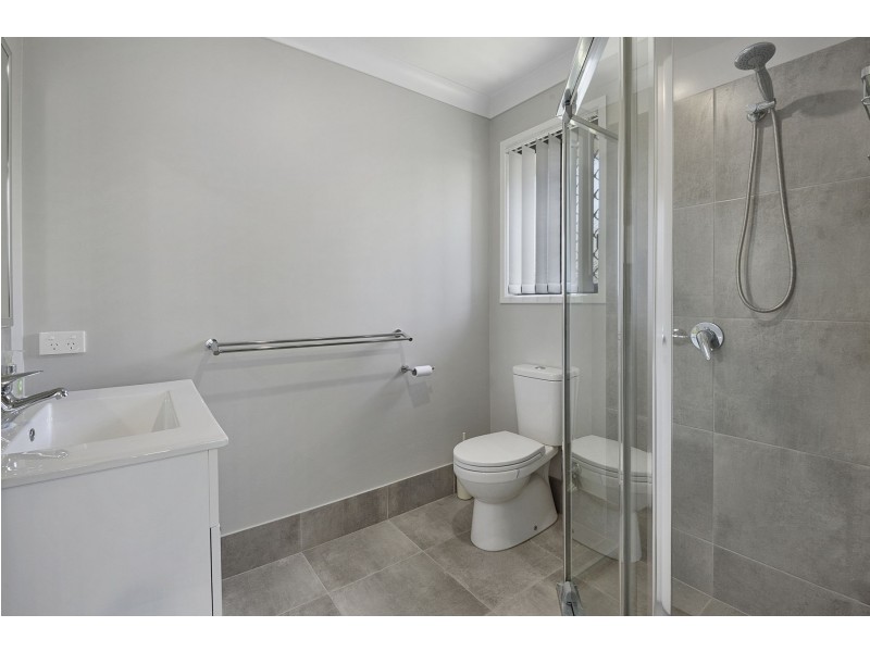 55 Myrtleford Crescent, Cambooya QLD 4358