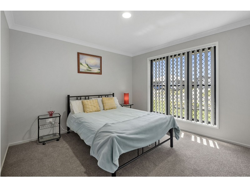 55 Myrtleford Crescent, Cambooya QLD 4358