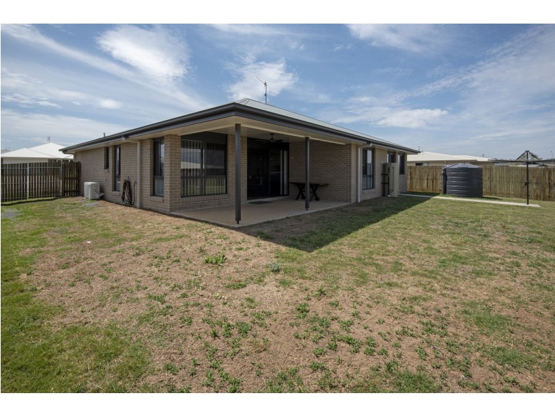 55 Myrtleford Crescent, Cambooya QLD 4358