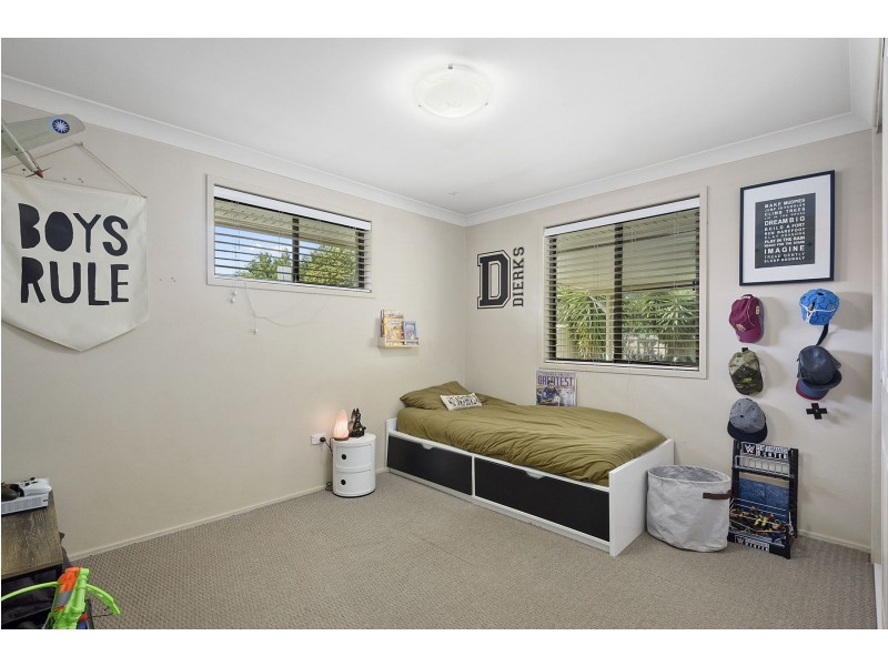 6 Fysh Court, Wilsonton QLD 4350