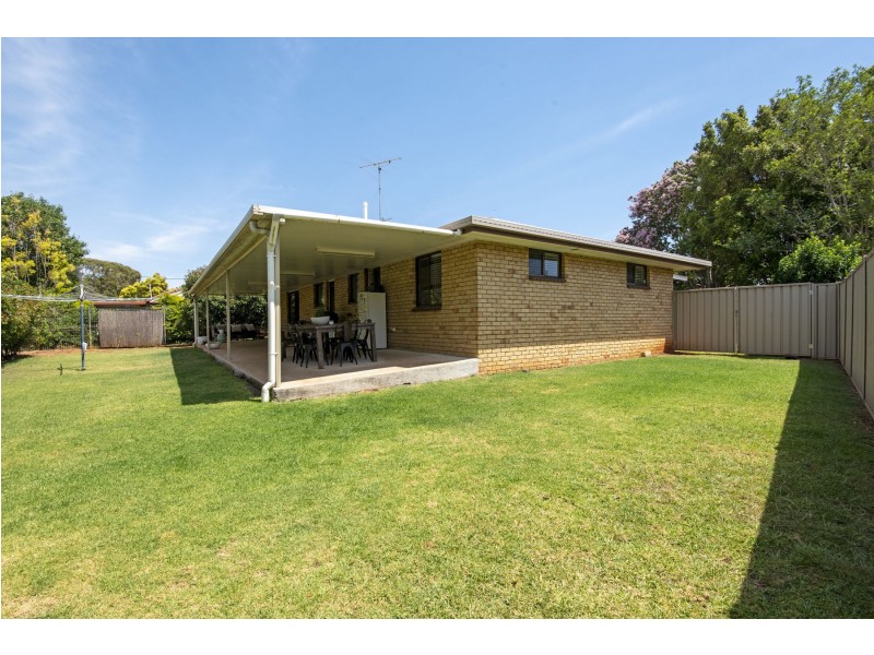 6 Fysh Court, Wilsonton QLD 4350