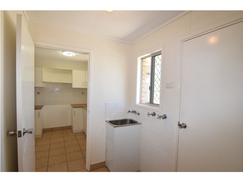 2/36 Crotty Street, Centenary Heights QLD 4350