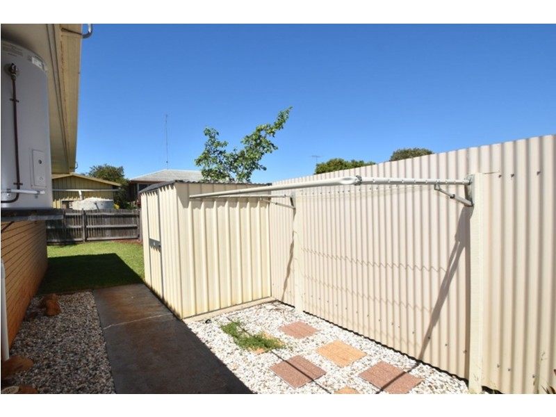 2/36 Crotty Street, Centenary Heights QLD 4350