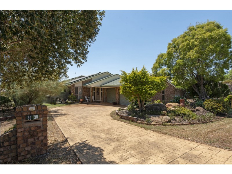 30 Werth Street, Oakey QLD 4401