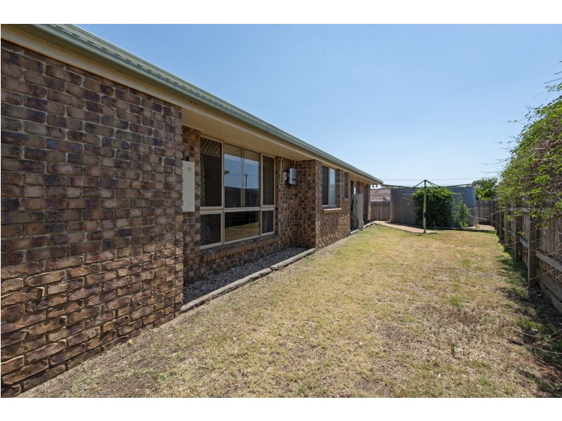 30 Werth Street, Oakey QLD 4401
