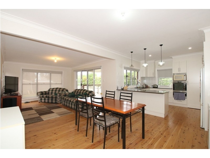 1A Wallace Street, Newtown QLD 4350
