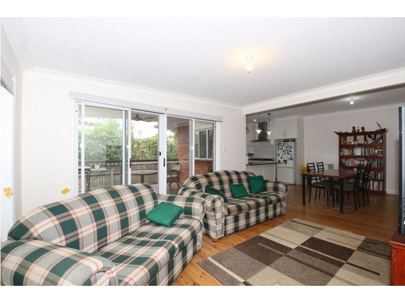 1A Wallace Street, Newtown QLD 4350