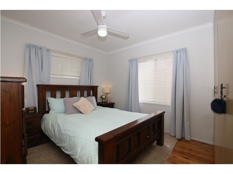 39 Martini Street, Mount Lofty QLD 4350