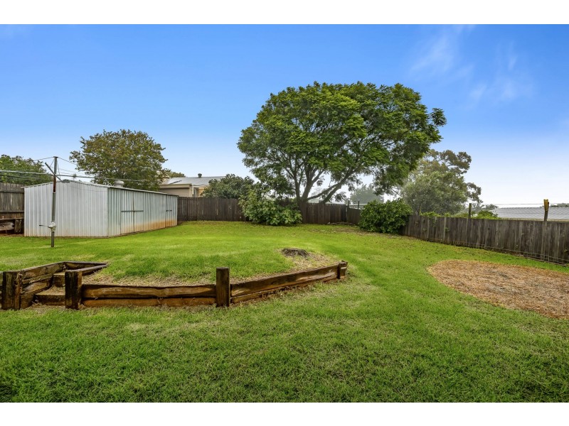 28 Banksia Street, Newtown QLD 4350