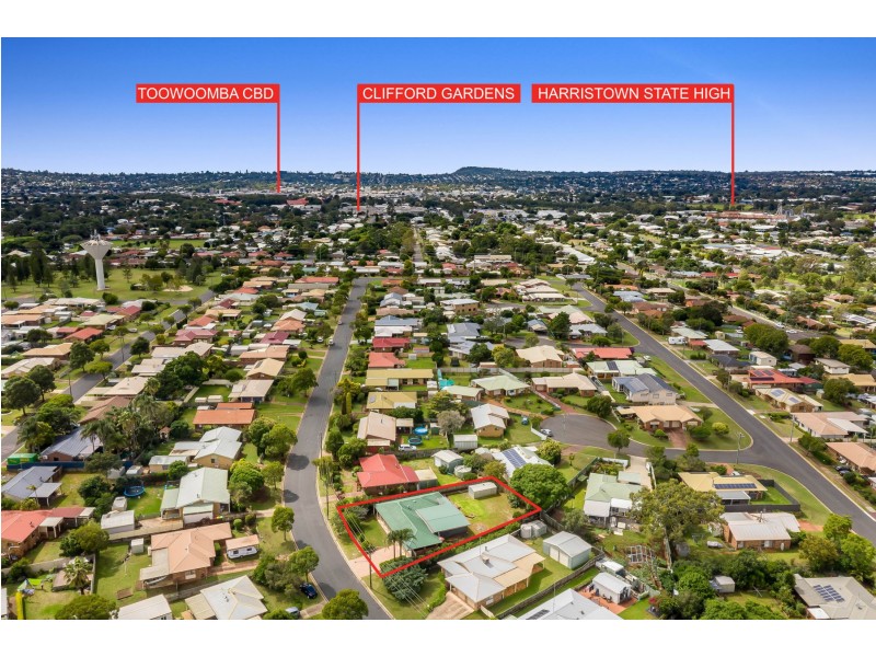 28 Banksia Street, Newtown QLD 4350