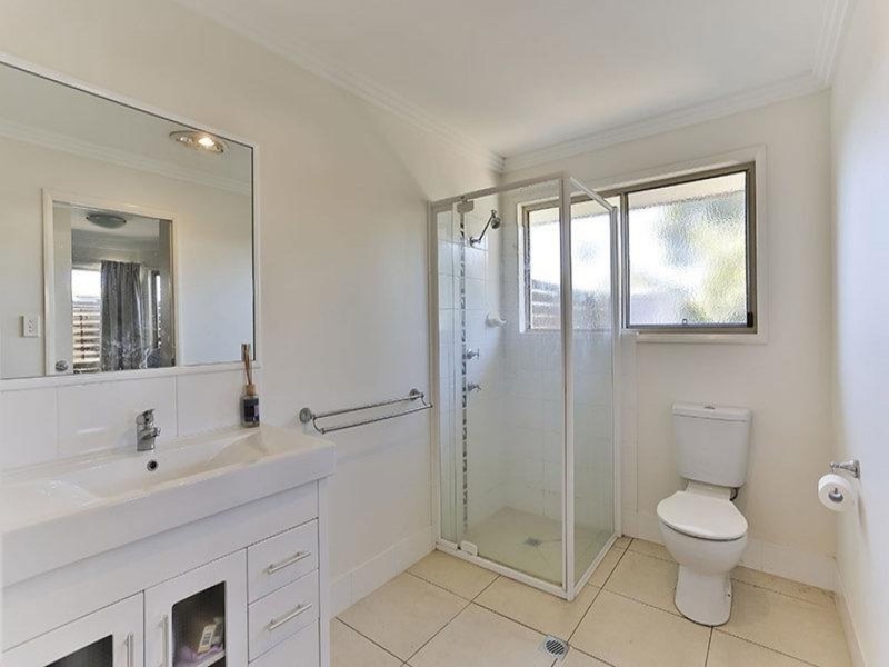 2/381 Greenwattle Street, Wilsonton QLD 4350