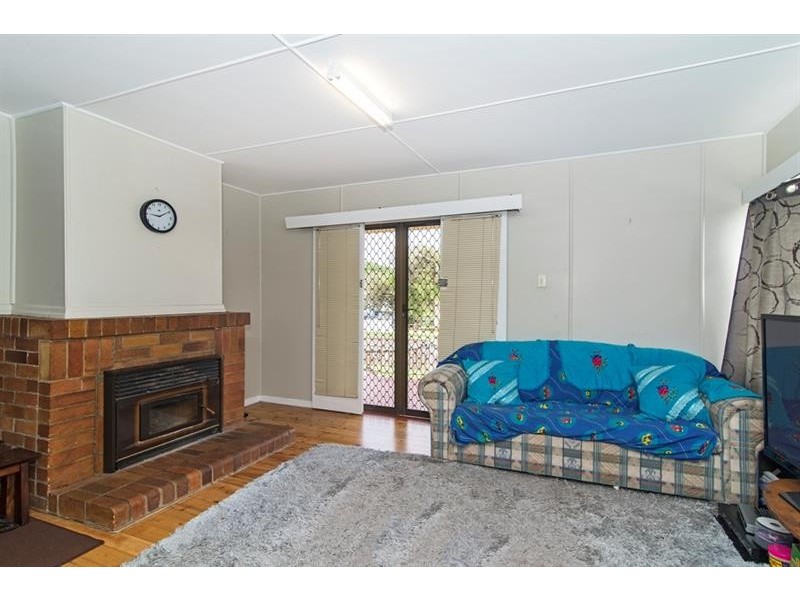 10 Teesdale Avenue, Newtown QLD 4350