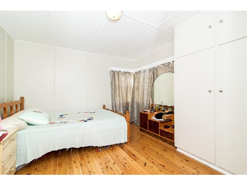 10 Teesdale Avenue, Newtown QLD 4350