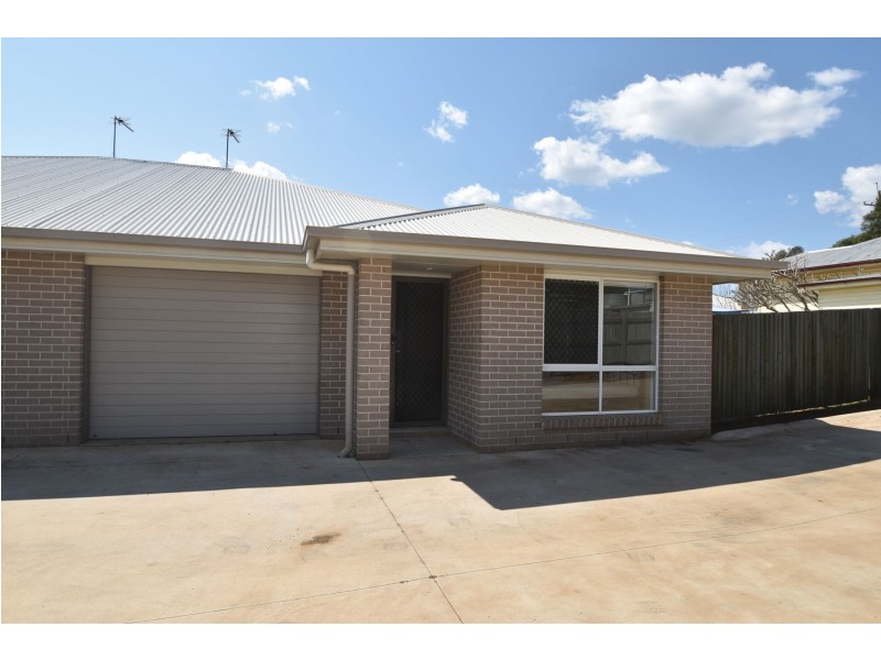 1/21a Haig Street, South Toowoomba QLD 4350