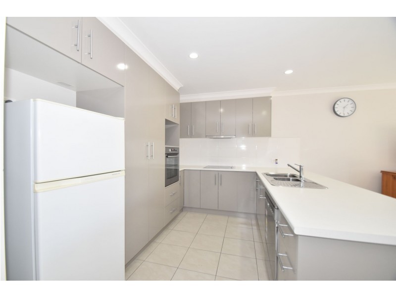 1/21a Haig Street, South Toowoomba QLD 4350
