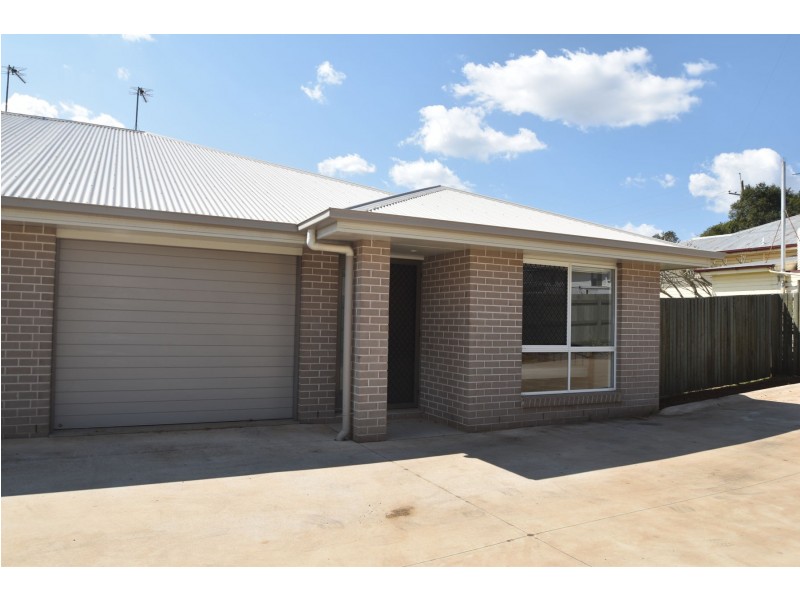 1/21a Haig Street, South Toowoomba QLD 4350