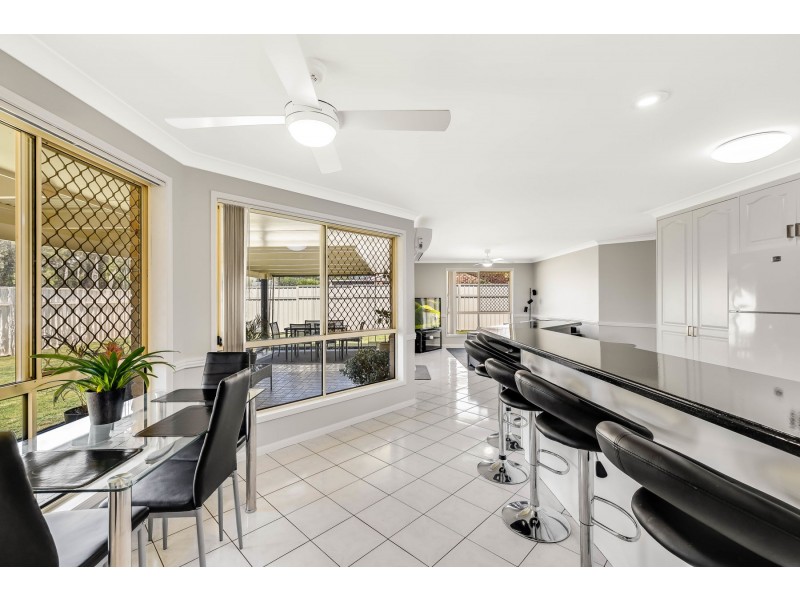 7 Pixie Drive, Kearneys Spring QLD 4350