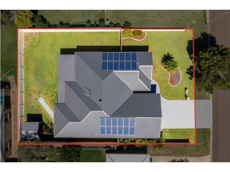 7 Pixie Drive, Kearneys Spring QLD 4350