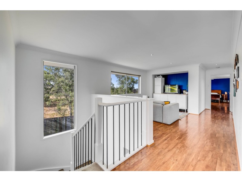 42 Wareena Crescent, Glenvale QLD 4350