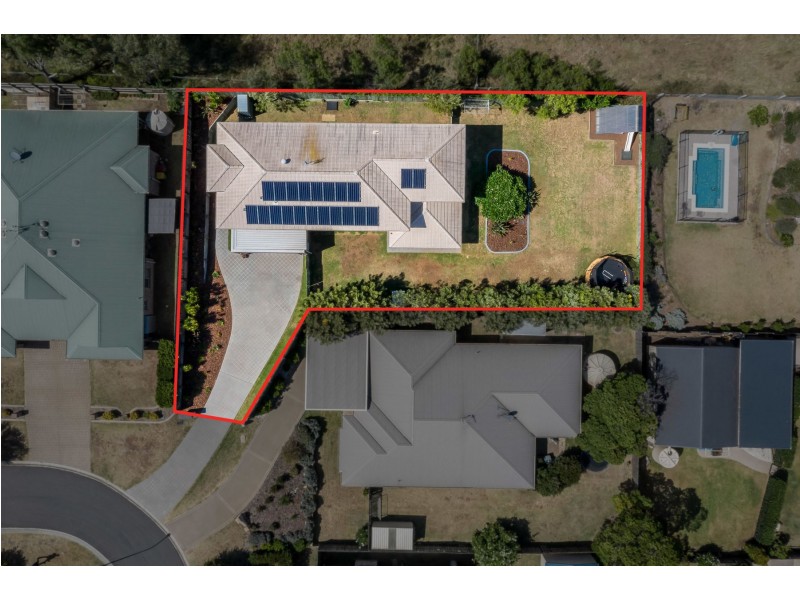 42 Wareena Crescent, Glenvale QLD 4350