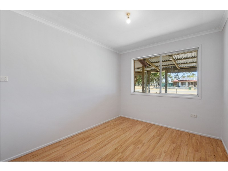 12 Rome Street, Oakey QLD 4401