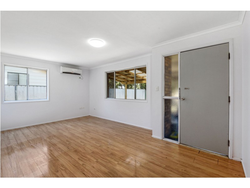 12 Rome Street, Oakey QLD 4401