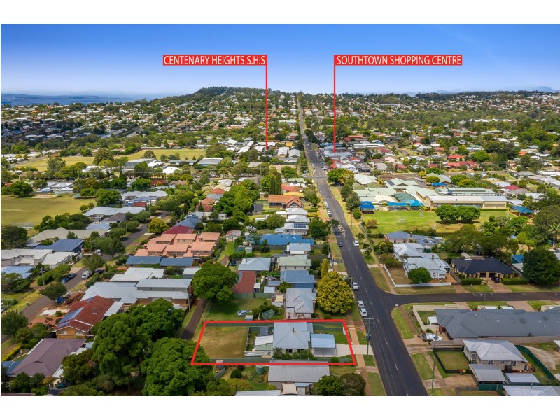 157 South Street, South Toowoomba QLD 4350