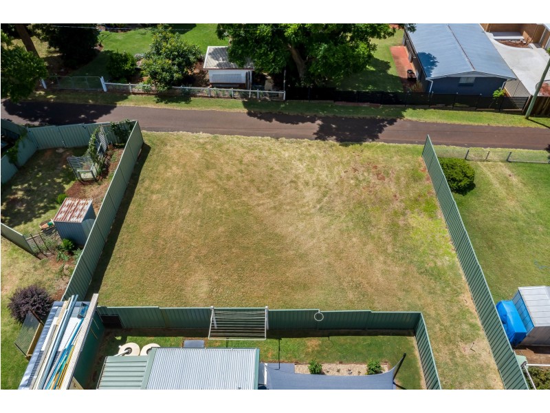 157 South Street, South Toowoomba QLD 4350