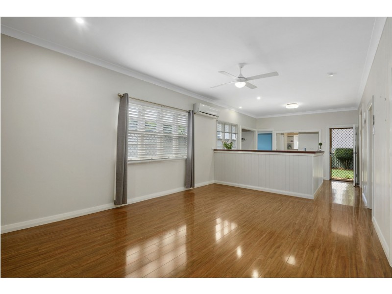 26 Violet Street, Harristown QLD 4350