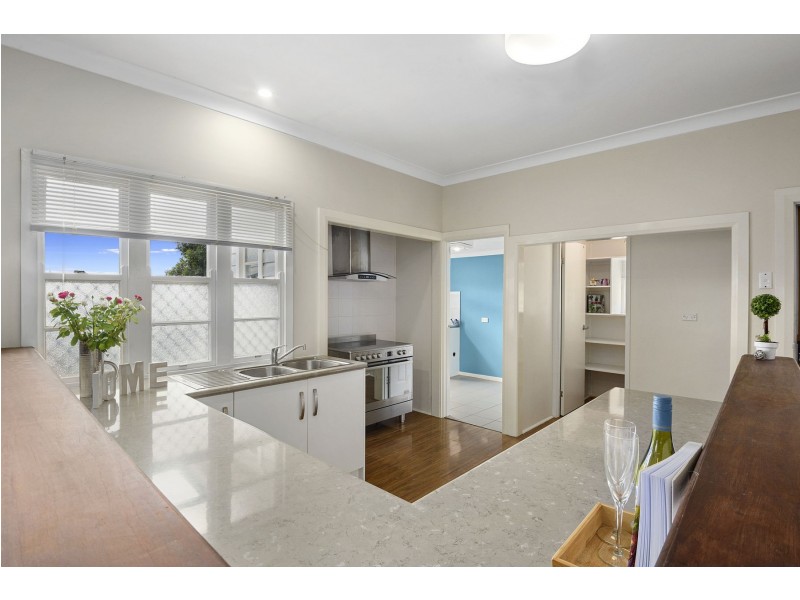 26 Violet Street, Harristown QLD 4350