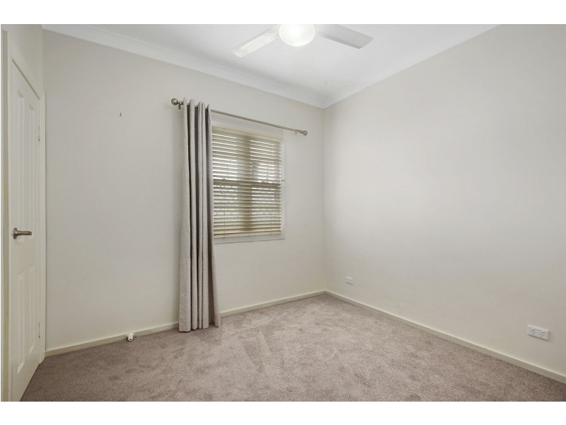 26 Violet Street, Harristown QLD 4350