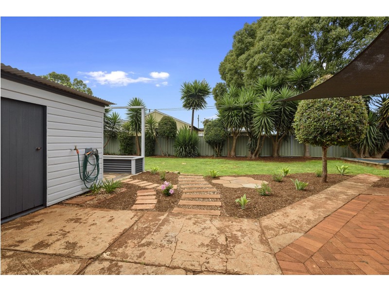 26 Violet Street, Harristown QLD 4350