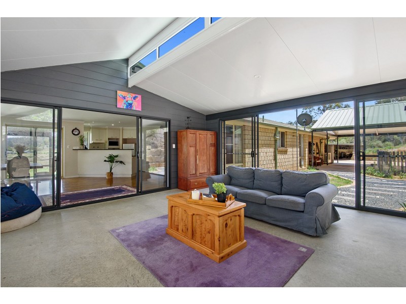 242 Goombungee Kilburnie Road, Goombungee QLD 4354