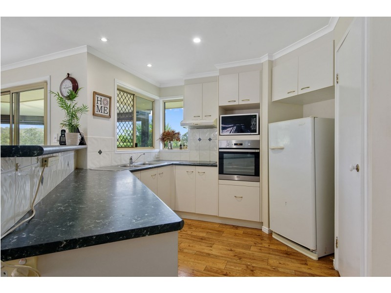 242 Goombungee Kilburnie Road, Goombungee QLD 4354