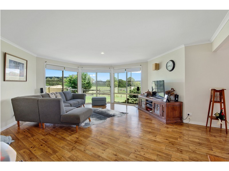 242 Goombungee Kilburnie Road, Goombungee QLD 4354