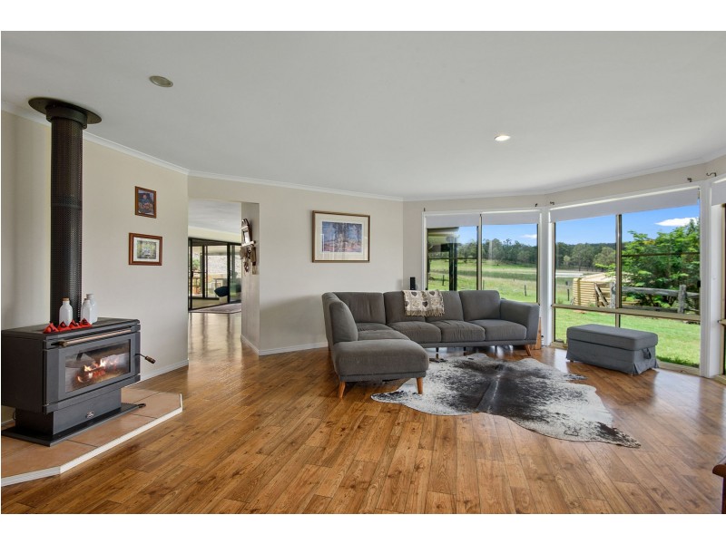 242 Goombungee Kilburnie Road, Goombungee QLD 4354