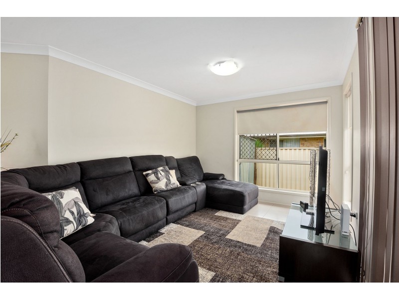 3 Ace Drive, Glenvale QLD 4350