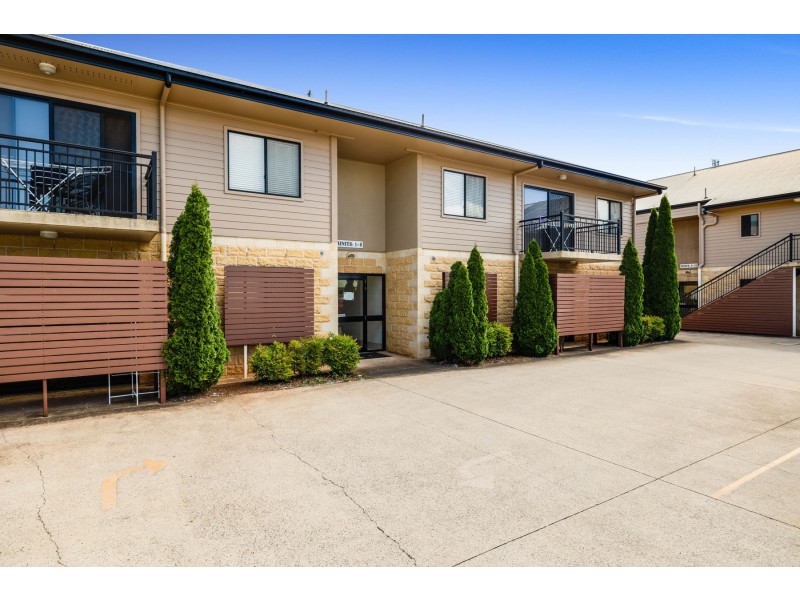 6/1-3 Uniplaza Court, Kearneys Spring QLD 4350