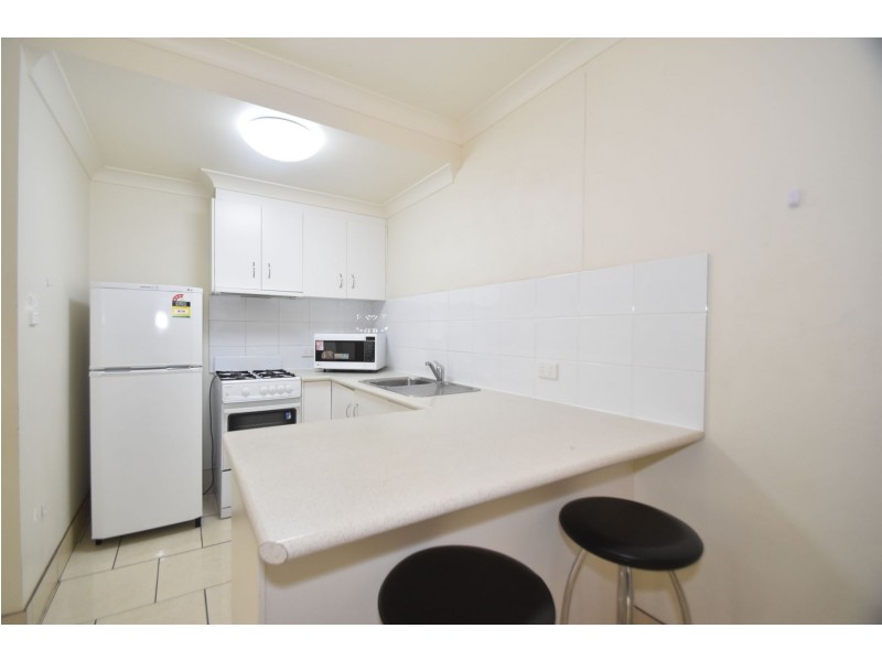 9/1-3 Uniplaza Court, Kearneys Spring QLD 4350