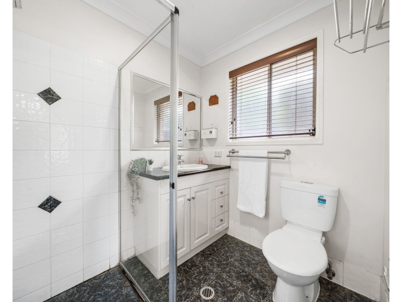 5 Leahy Drive, Kingsthorpe QLD 4400