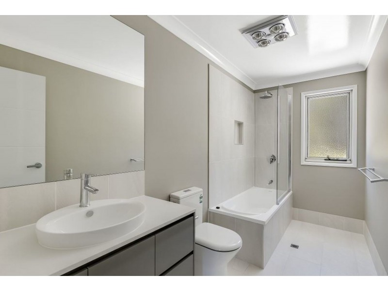 1/11a Pelican Drive, Rangeville QLD 4350