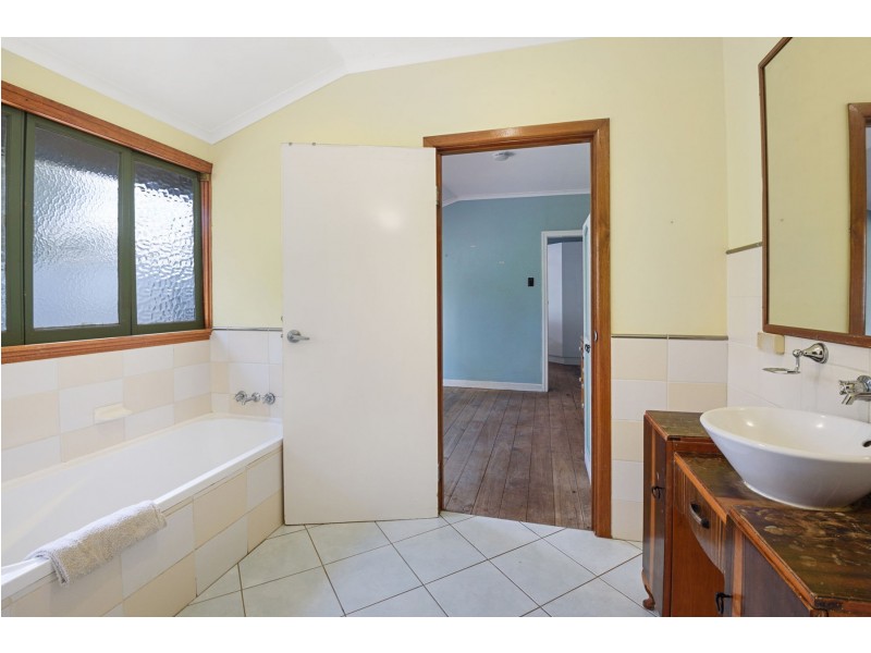 5 Lau Street, Goombungee QLD 4354