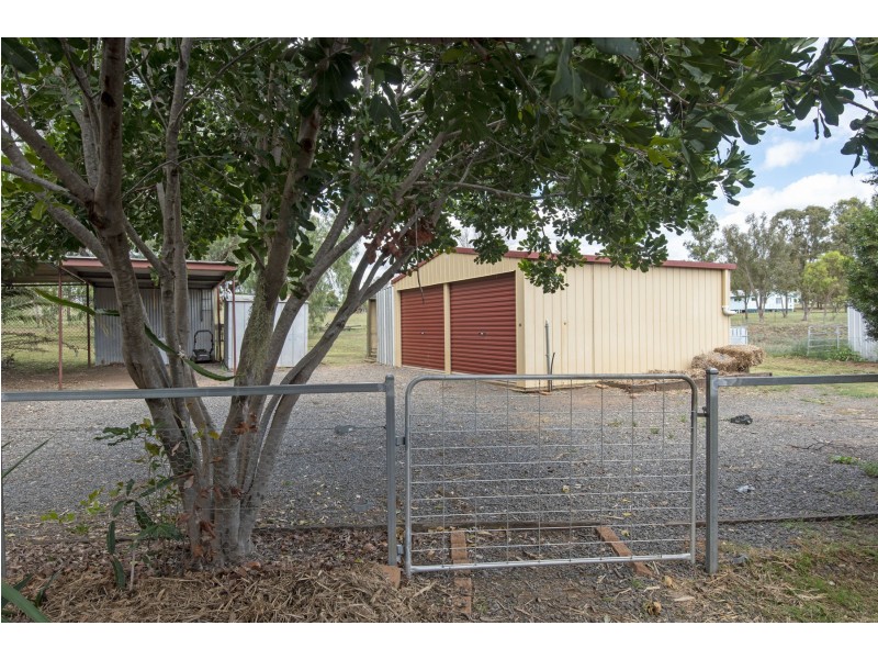 5 Lau Street, Goombungee QLD 4354